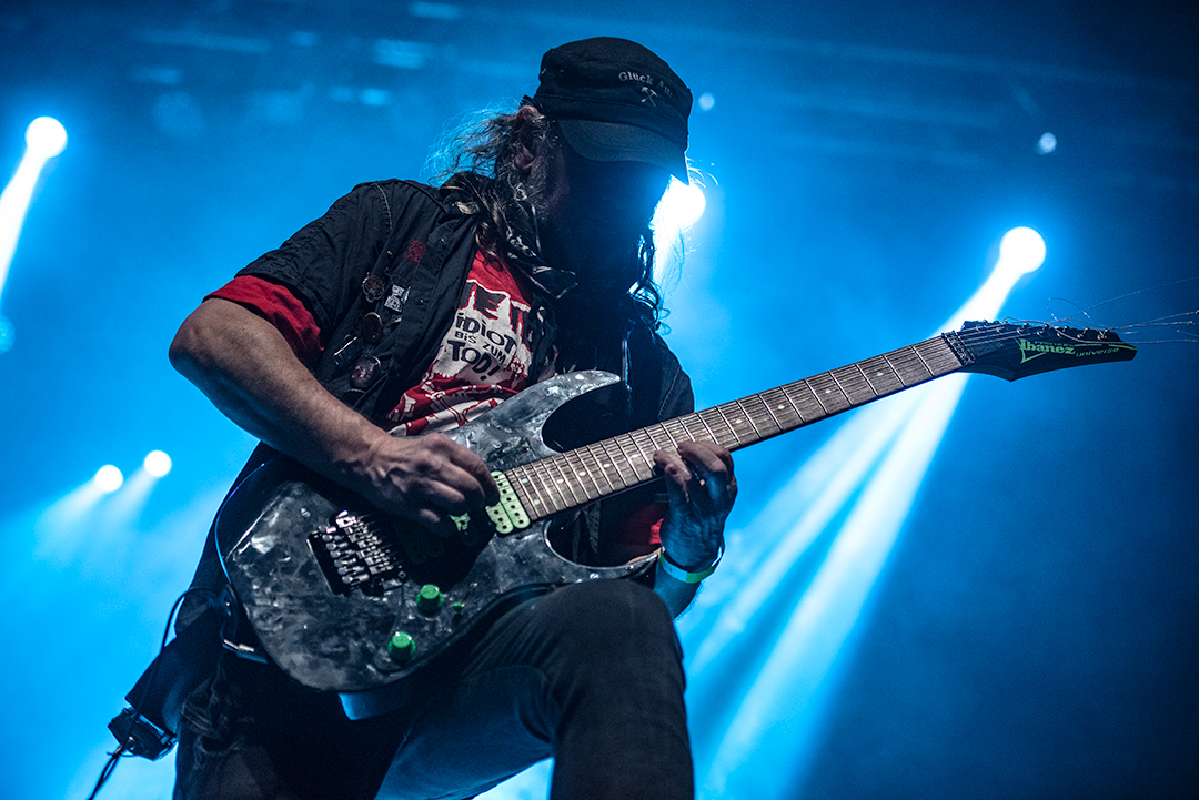 Vio-lence & Exhorder